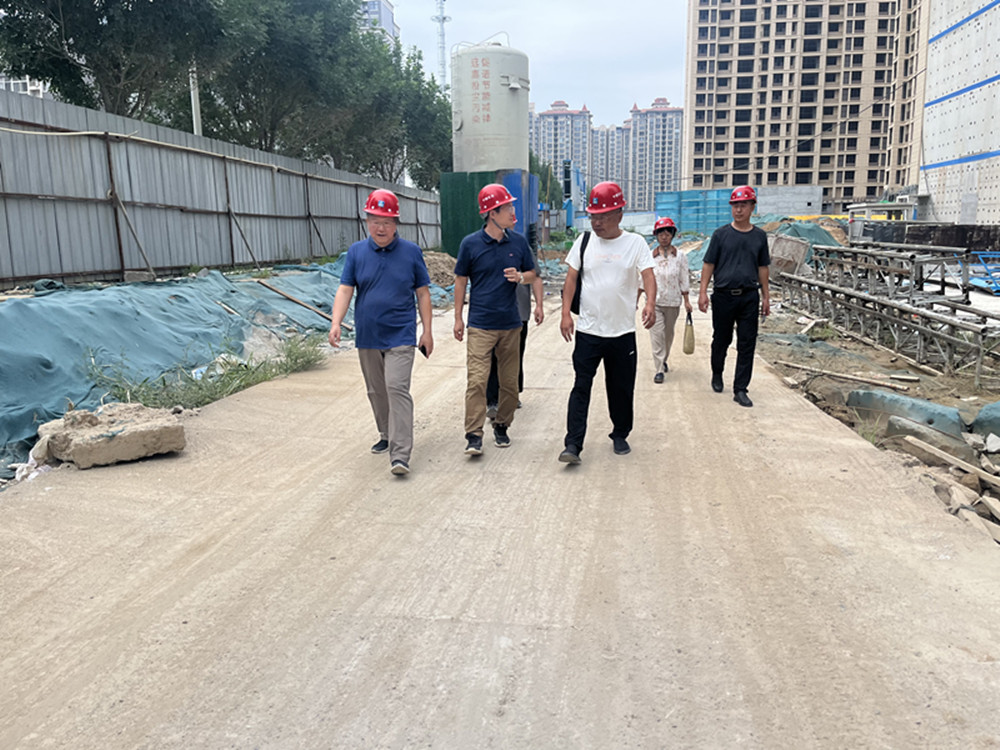 集團公司領導深入市政二部檢查安全生產和防汛工作